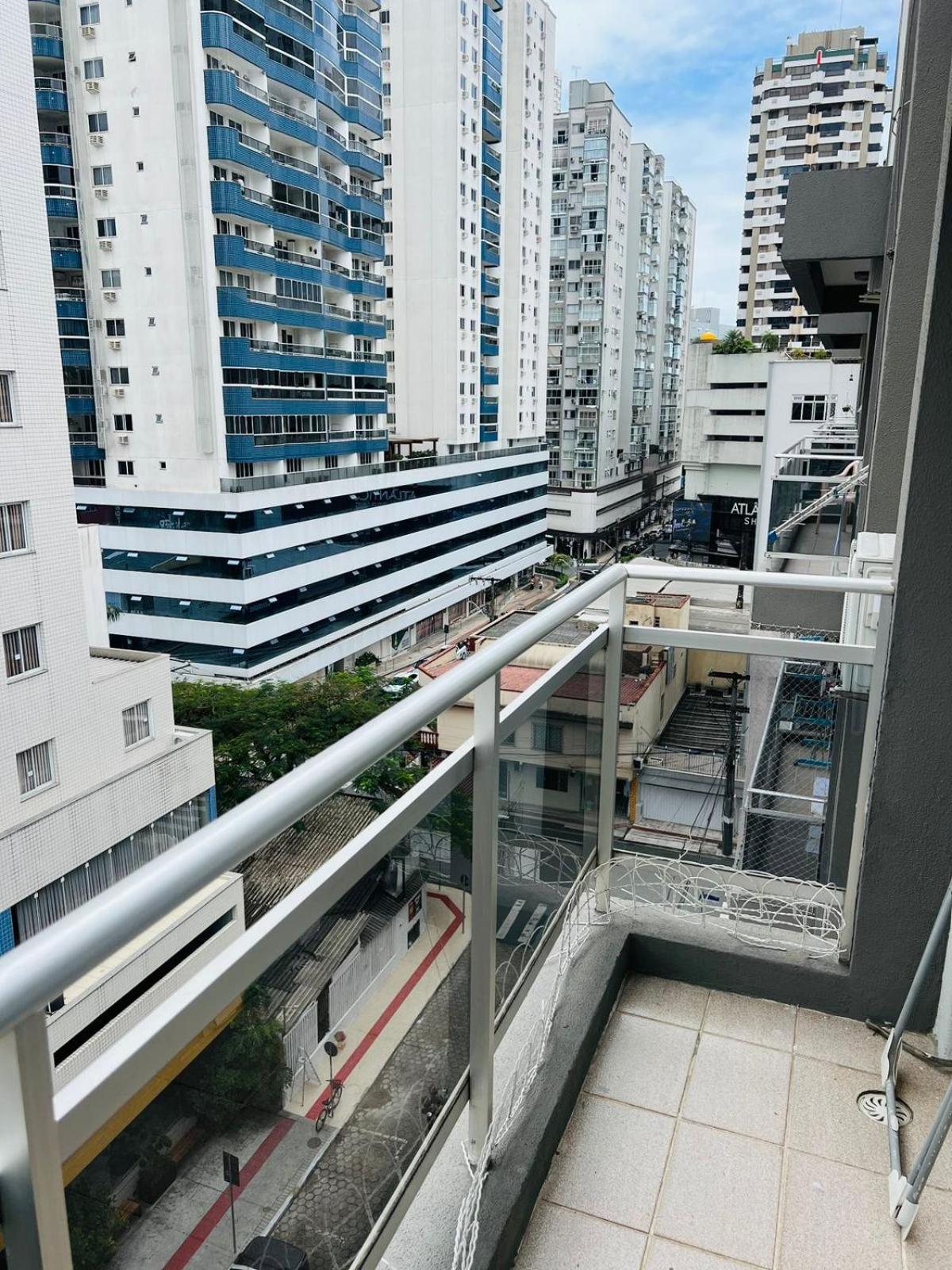 شقة Apartamento 2 Quartos, Centro Balneario Camboriu, Internet Free المظهر الخارجي الصورة
